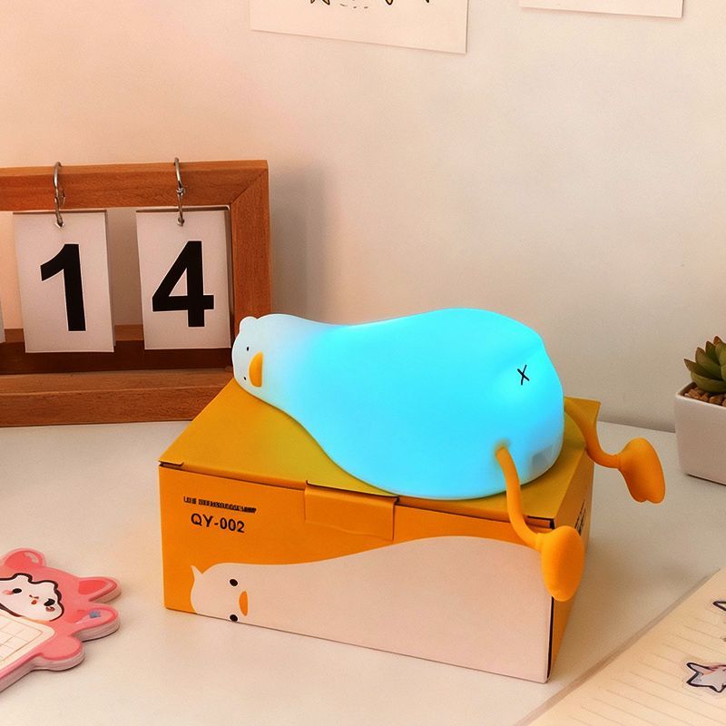Floating Nightstand With Led Light - LED 子供用ナイトライト充電式シリコーンスクイーズダックランプ子供のホリデーギフト睡眠クリエイティブ寝室デスクトップ装飾ランプ